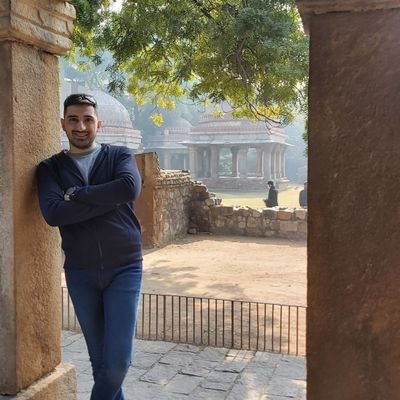 Ayat_TNT's profile picture. دانش آموخته ی روزنامه نگاری