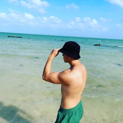 grgrghgfhg's profile picture. 