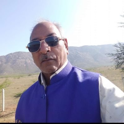 BhanupartapSa16's profile picture. मानव सेवा सबसे उत्तम सेवा
जीवन सबका अनमोल है
प्यार बांटो प्यार पावो