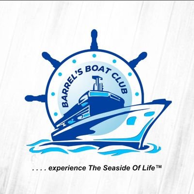 Luxury Pleasure Boat for Charter. 🚤
Leisure Boat Cruise. #SeasideFlex™🥂 #CruiseParty™🍾 #WeekendSpecials 🏖 
Experience The #Seaside Of Life™. 
Let's Cruise™