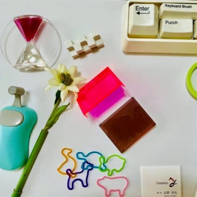 VgUW40MFMwIYF9N's profile picture. コピーライトとデザイン、素敵な音楽とやさしいもの、切ないもの、ビューティー、トンガっているものに、心が動きます。ふらりと寄らせていただき、たまにメッセージを入れさせていただいています。繋がりや一期一会も、Thank you^ ^！