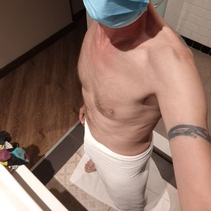 SubPortsmouth's profile picture. Hung bottom gay guy, can be very sub, love most kinks. Happy to meet tops for kinks, fun, filming etc