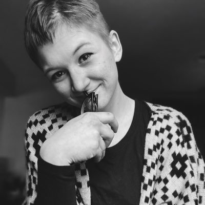 Poet & Author of #MomentsAndChoices & #ThePhearFarm, Herbalist, Certified #ReikiHealer, Tea Leaf Reader. https://t.co/6g8Hw18iFE