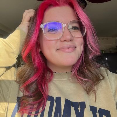 25 || She/Her || Clarkson University '19 || Electrical Engineer || Superhero Fangirl || Music Lover || Reader of the Books || Potato Person || 🖤🤍💜 || 💖💜💙