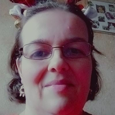 Ich Victoria Nitzsche ist mit Enrico Radau 2.Jahren und zwei Monaten zusammen! Es soll immer so bleiben bis zum Lebensende