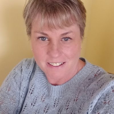 Debbie Hayward @160 Profile