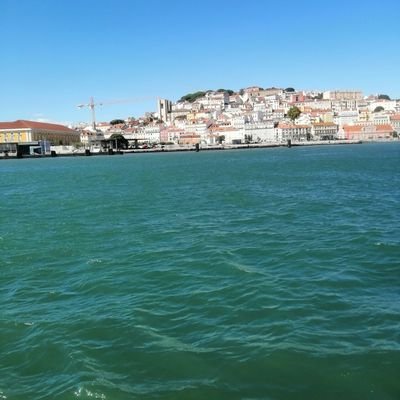 carlossantos009's profile picture. be happy