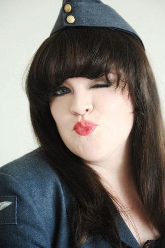 Daniellevkampen's profile picture. pedagogischwerker jeugdzorg, plussizemodel en zeer gelukkig!:)