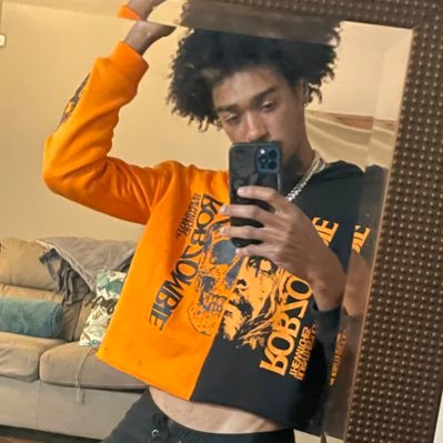 NSFW 🔞|| A MISSISSIPPI NIGGA|| Fall in love with this dick 😍|| (THEY/HE/IDGAF) Solo Content Creator🌟
