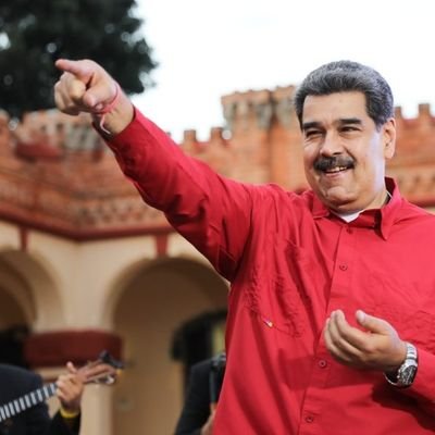 AntiImperialista profundamente Chavista. 
Inagotable en la Batalla por una Patria Libre y Soberana.
Cuenta Tributo Al Presidente de la República Bolivariana VEN