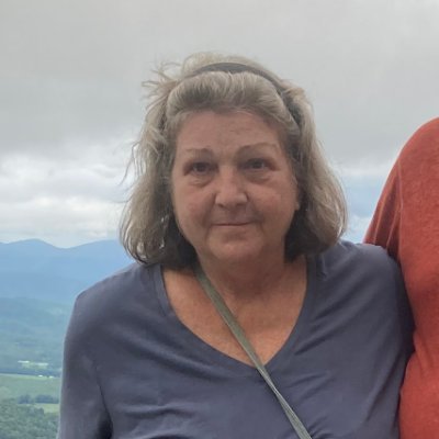 gail_elwood's profile picture. Just an old hippie who happens to be a conservative MAGA Republican and a Christian.  It can happen.