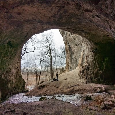 Love to learn as much as I can about the atmosphere and terrain features. Caves, Cliffs, and good storms.