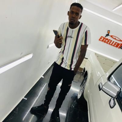 Dios solo te pido salud y vida que yo los otro los joseo 😎🇩🇴 amén