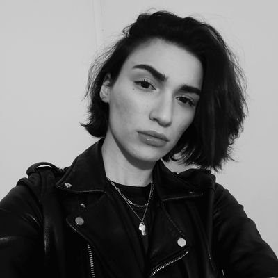 nohomojustbi's profile picture. 24