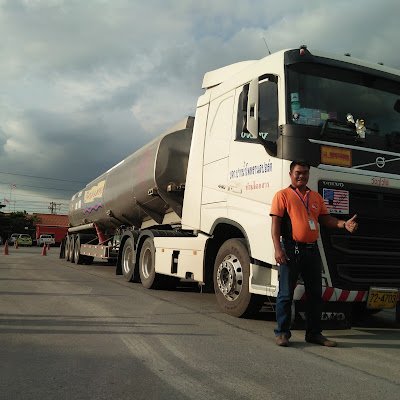 mekmek2555's profile picture. 