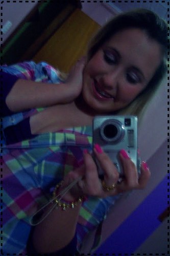 Simplismente A Garota Do Sorriso Que Encanta E Contagia  E Te Passa Uma Grande Aleegria , Te Amo   Naatt Por Mayara Caarvalho - @TheLesma  *-*