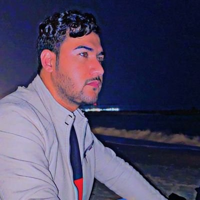 د څېري د ښکلا پر ځاي انسانيت
سره مينه وکړئ
ځکه انسانیت تر ټولو ستره ښکلا ده