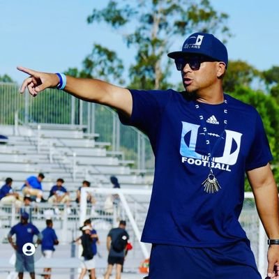 CoachVincentM's profile picture. Head Football Coach University High School
Instagram @coach_vincent_m