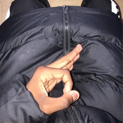 Ln6_77z's profile picture. 