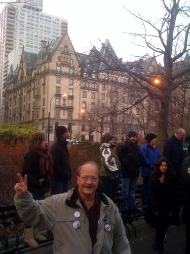 stagmd's profile picture. Former VA psychiatrist and founder of Soldiers For Peace International, a virtual Army helping to create a united international front against fascism and war.