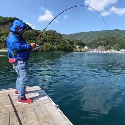 釣り&YoutubeチームF.C.T-BOSEの「なおき」です😊メインは海上釣堀ですが1番得意なのはティップランエギングです🤣釣り関係の方からのフォローはバックします!こちらからのいいね・無言フォロー失礼します🙇♂️チャンネル登録の強制は基本スルーします😣