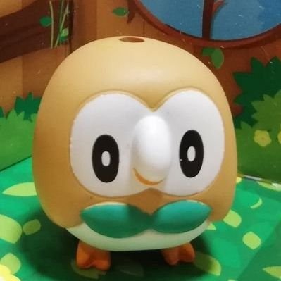 peacock_maroon's profile picture. 