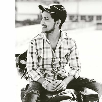 vinaychouhan726's profile picture. Hero ,who help to helpless💯❤
दिल से हिन्दुस्तानी (Har Har Mahadev )
😜creative_m_e_m_e 🙏