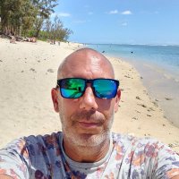 Loulou974 (@franckm75802606) 's Twitter Profile Photo