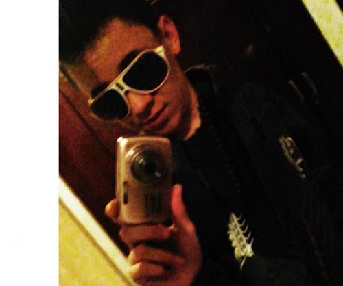 claudineionovin's profile picture. 