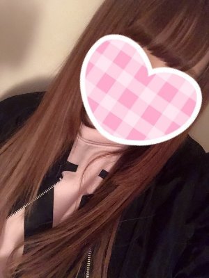 地方の大学3年生❤エッチなつぶやき多め♡騎乗位が好き💛