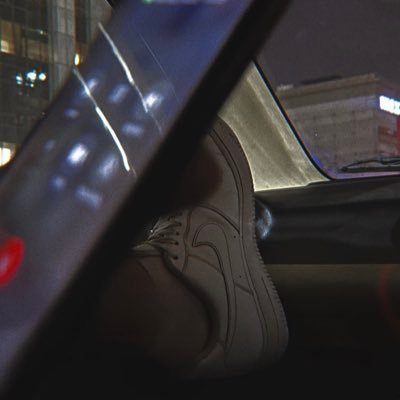 6lxtch's profile picture. On a mile a minute