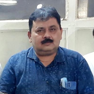 पिछले 30 साल से पत्रकार हूँ. Tweet मेरे निजी विचार हैं इसका मेरे संस्थान से कोई लेना देना नहीं है.