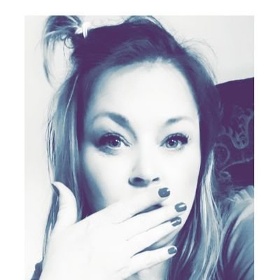 👋 🦋Nysgjerrig på det meste🦋
Still reflecting
𝐍𝐨𝐰 𝐥𝐨𝐚𝐝𝐢𝐧𝐠...■■■■■■■■■□
Educate me!