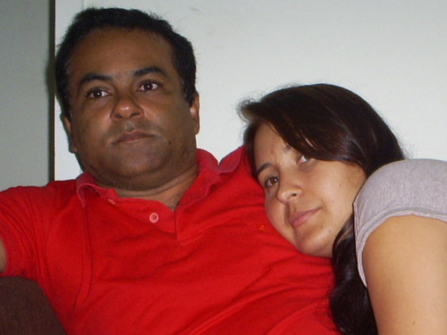 Mãe de Ana Clara a espera do meu filho Luiz Guilherme que estar p chegar...e um marido maravilhoso,somos uma linda familia feliz.