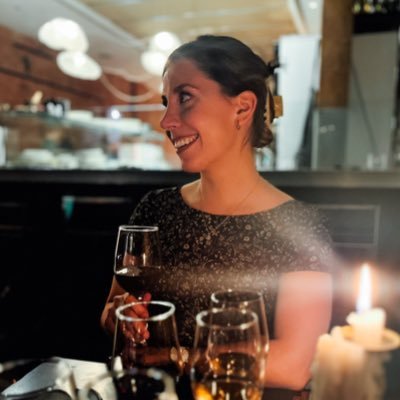 JessiDailly's profile picture. Social Worker who likes to sing. Important nothings & motherhood