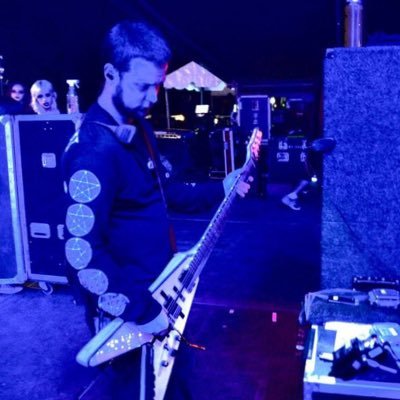 Touring Professional. Guitar Technician: Sum 41, In This Moment/Matchbox 20/Jinjer/Suicide Silence/Bad Wolves/Pop Evil. Bitcoin, Rubik’s Cubes and Guitars #nerd