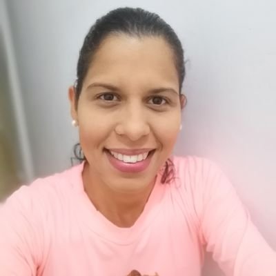 Puzzar_Andrea's profile picture. Estudiante Universitaria, técnico en reparación de equipos electrónicos.
@andreapuzzar