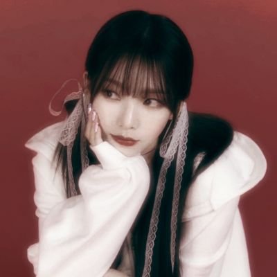 Hyuna. Кей поп надпись. Hello bubble blackpink. Hyuna bubble pop. Bubble popping boys.