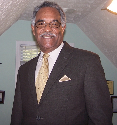 I am a real estate professional with BHGRE Metro Brokers. Enjoying life selling real estate and frolicking with the grandkids.
http://t.co/41W7Kouyvf