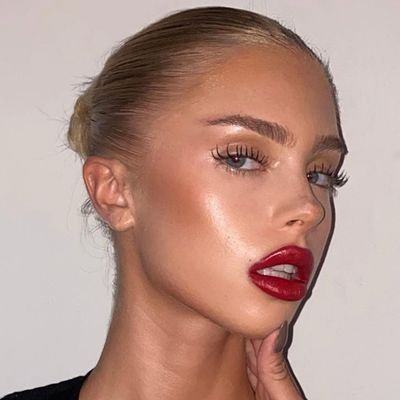 sweetdream12w's profile picture. ୨୧ ʿ (gaeul - like ɵr reb )🥛░ . ？ ⫽﹒˚🗞️ ੭