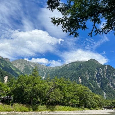 solasolaee's profile picture. ど田舎在住の社会人です