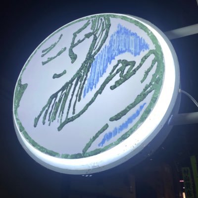スナックの妖怪をやってます。🌞蠍🌕水瓶。お客様への営業LINEしません。イベント告知や心底くだらんやりとりはする。火曜定休で大体21:00〜3:00まで営業しております 2025/5/23 最愛の伴侶を亡くして心を壊し気味。暫く様子がおかしいのでミュートまたはブロック推奨です。。