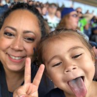 12th Woman (@happytray) 's Twitter Profile
