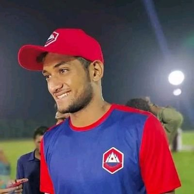 ImHassanNawaz's profile picture. Official Twitter Account Of Hassan Nawaz
Pro Cricketer | Representing Team Northern | @MirpurRoyals | @IsbUnited | 🇵🇰 |