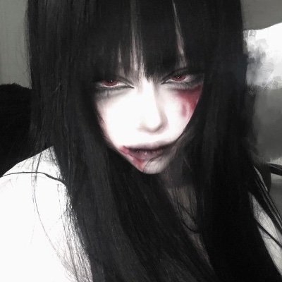 suifidal's profile picture. 