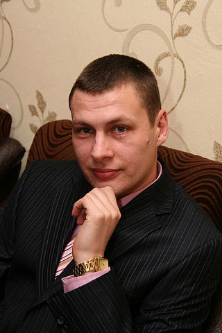 DimaPopil's profile picture. Я работаю в охранной фирме. Хочу показать что это не роскошь и к безопасности СОБСТВЕННОГО имущества серьезно. Как это сделать? ВЗАИМНЫЙ ФОЛЛОВИНГ