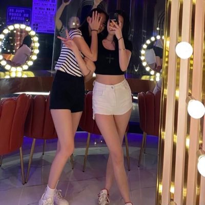ny_leona's profile picture. 最近没事 来看看外国的媒体新闻。顺便想找一个长期固定的 只进入身体的那种
