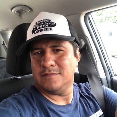 Nacido en Irapuato, radico en León desde el 99.