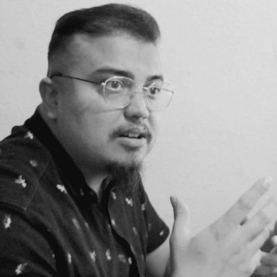 Art Director / Politician
فعال سیاسی و طراح گرافیک، دبیر تشکیلات آلمان و عضو کمیته مرکزی حزب حکمتیست و مدیر تولید چالش