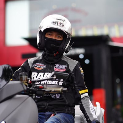 mikhaelsuryawan's profile picture. Power is Nothing Without Control |
bike enthusiast